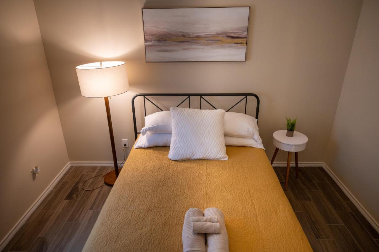 Fabulous King Size Bed In A Gated Neighborhood! Apartment Edinburg Exterior photo